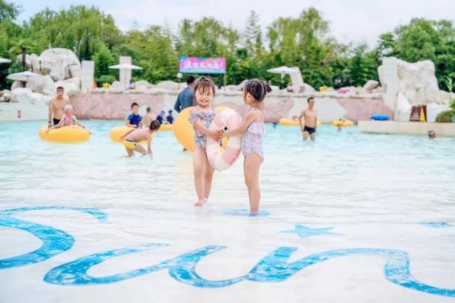 不用出上海就能解锁海滨度假！尽享夏日玩水乐趣→