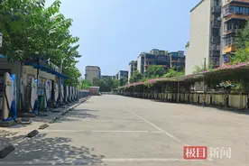 成都高温致电网负荷创纪录，记者实探：当地正全力保障民生用电，有的充电站凌晨才营业图片