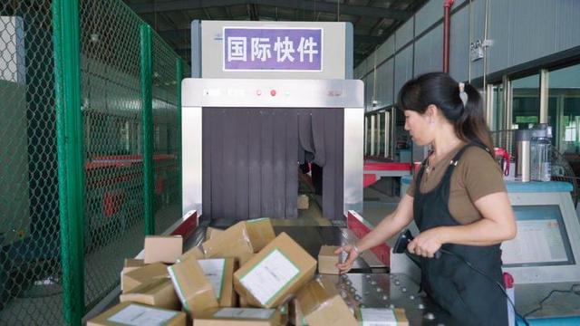 边境口岸听发展｜“火热”的口岸见证开放新活力