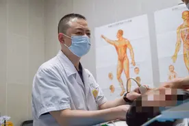 手脚热痛犹如泡过辣椒水，医生帮“怪病”男孩镇痛图片