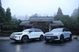 玩转黑科技，北汽“双子星”新X7、新魔方试驾图片