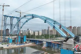 平陆运河金海湾大桥、永福大桥进入施工新阶段图片