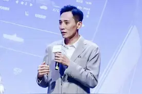 刘烨出席活动被指“瘦到皮包骨”，曾为角色减肥十六七斤图片