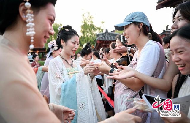 华清宫双节系列活动共赴盛唐月、同赏长安秋