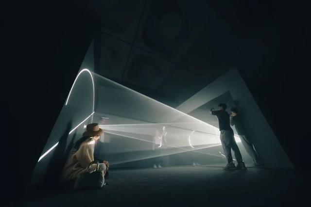 水落石出，这些“石头”里究竟藏着什么？深圳湾文化广场11月23日起正式对公众开放