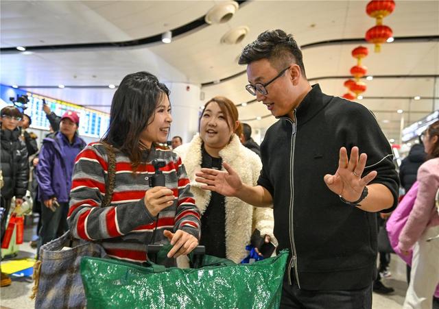 呼和浩特迎来大湾区文旅踩线团