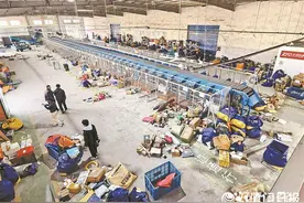 快递在快递中转站“卡住”近一月，咋回事？相关负责人称……图片