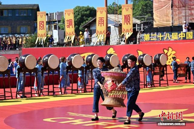 浙江宁波象山开渔节祭海