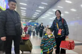 “箱”亲“箱”爱丨藏在味蕾里的乡愁——北京西站返程高峰中的三个亲情瞬间图片