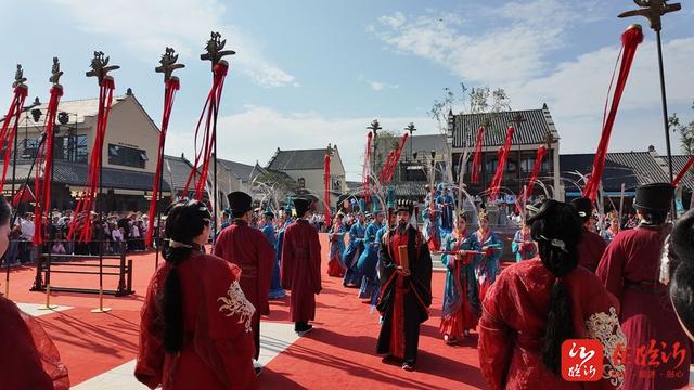 尽享蒙山下的24h自在生活 沂蒙山蒙童胜境度假区“十一”正式营业