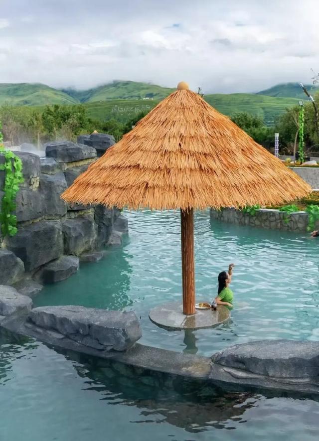 甘孜县的冬天真的太适合慢慢游了！