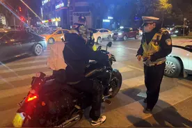 西安公安交警开展“飙车炸街”违法犯罪年底清查专项整治行动图片