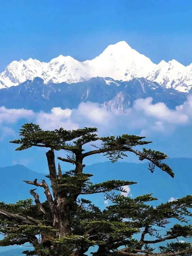 不是我说，这样的日照金山就没人心动？
