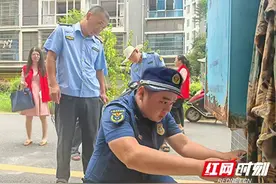 武冈市消防救援大队联合多部门开展电动车“飞线充电”专项检查工作图片