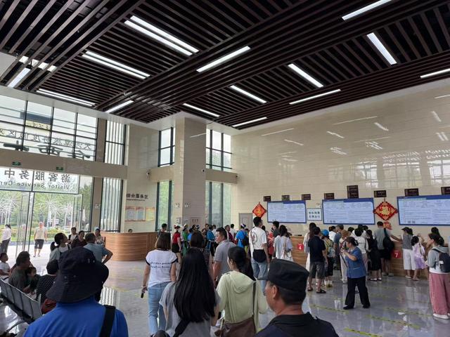邂逅山水新玩法 感受发展新活力——“爽爽贵阳新趣味”采风行走进秀美花溪