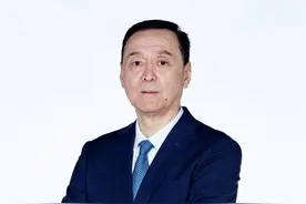 莫科下课 四川男篮换帅图片
