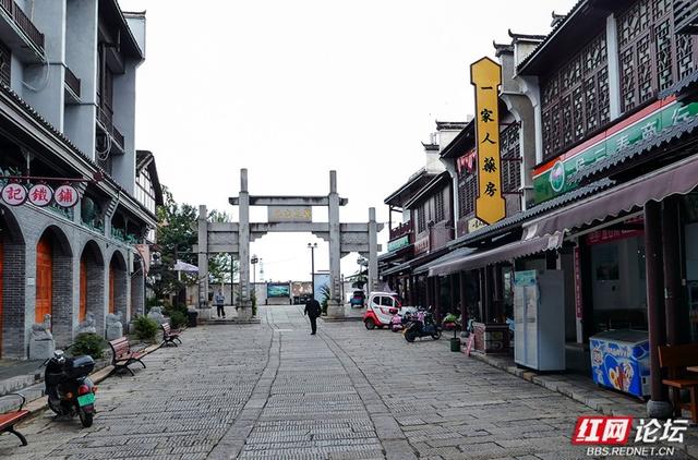 欢庆时刻｜湘水畔忆峥嵘，古镇中守初心：津市老干部靖港红色之旅