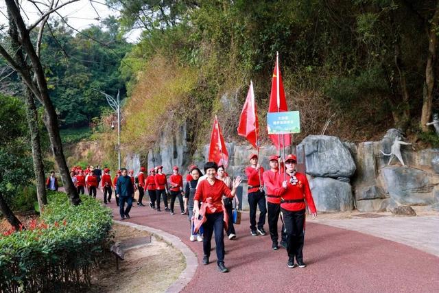 2025福建运动健身进万家安溪站暨首届村径徒步赛圆满举行