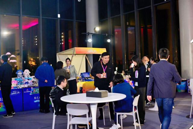 有趣有内涵的“新媒体之夜”