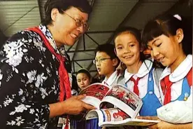 汶川地震后卖房捐款450万的“上海奶奶”，走了图片