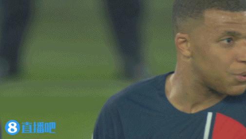 巴黎生涯最后一场欧冠？赛后姆巴佩神情略显落寞，苦笑+闭眼图片