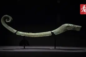 灵蛇献瑞，到博物馆里觅“蛇”踪图片