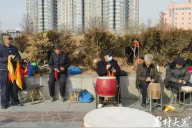 八旬老翁们的“心头好”：锣鼓一响就有精神！图片