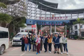 中泰免签一周年，磨憨口岸入境免签泰国籍旅客占比超99%图片