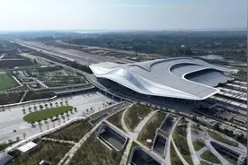 荆荆高铁通车，湖北实现“市市通高铁”图片