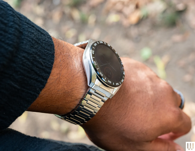 泰格豪雅新表 Calibre E5 挥别Wear OS，自研系统专为iPhone优化