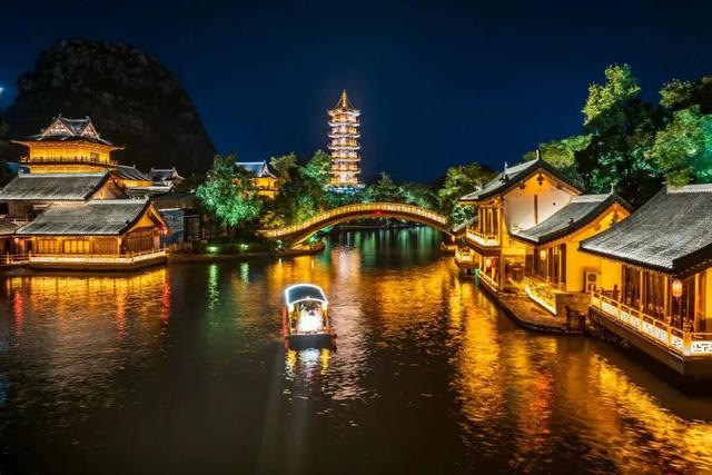 请收藏！2025桂林艺术节最全排期表、保姆级游玩攻略就在这篇