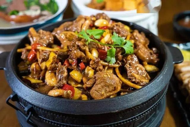 南宁就是冬日旅游天花板！摘果+跑马+演唱会+美景打卡，带你玩转“水果自由”之旅