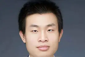 账号风波后的韦东奕正常工作，称已受舆论影响不想再做回应图片