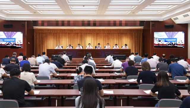 小鱼易连亮相2025数博会 为数字政府建设注入澎湃动能