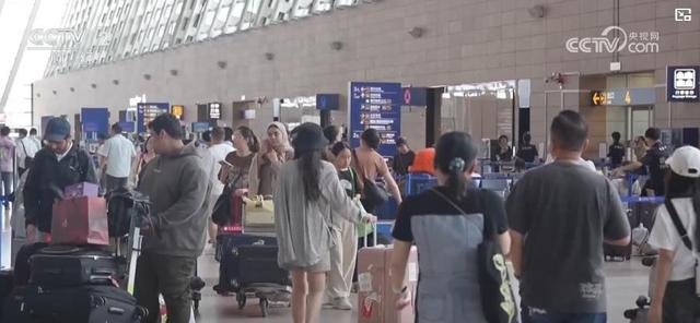 暑期游升温：支线航空“上新”满足出行需求 为文旅发展注入新动能