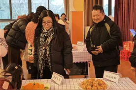 武昌区白沙洲街道：用美食为孩子们传递舌尖上的关怀图片