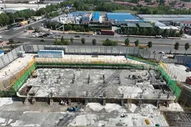 青岛大学医学医疗中心一期首栋楼冲出“正负零”图片