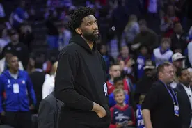 推搡记者损失百万美元  恩比德遭NBA联盟重罚图片
