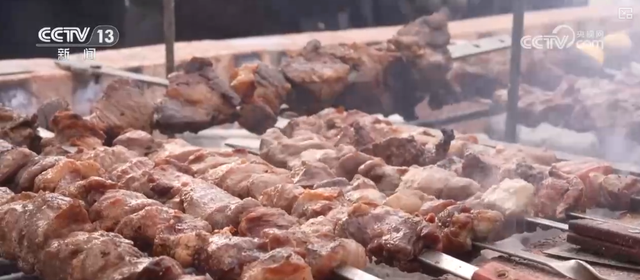 “冷”赛道激发产业发展“热”活力 “冰雪+”掀起冬季消费新热潮