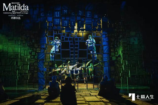 这部让成年人哭崩的合家欢音乐剧，凭什么横扫101项国际大奖？