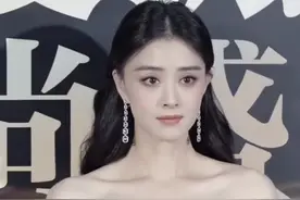 “华妃娘娘”蒋欣长裙惊艳亮相！网友：这状态完全看不出来她已经41了图片