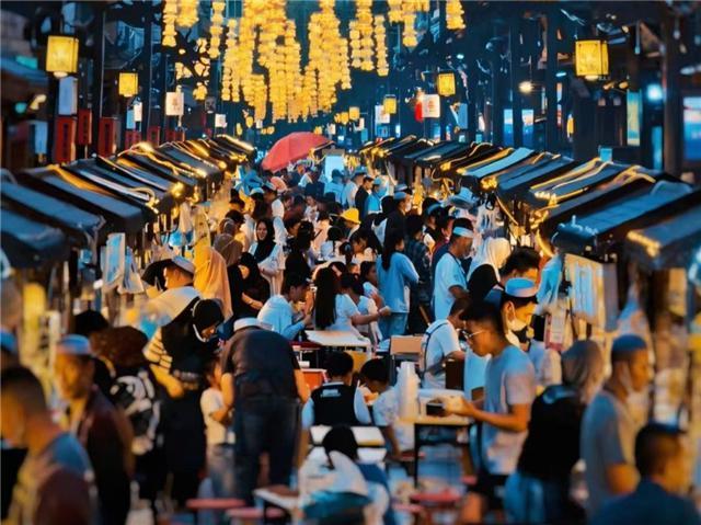 【文旅新地标】大众巷夜市丨兰州夜游名片，西北风味集聚地