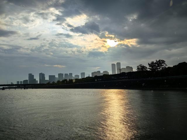 问道钱塘：千年潮涌话创新