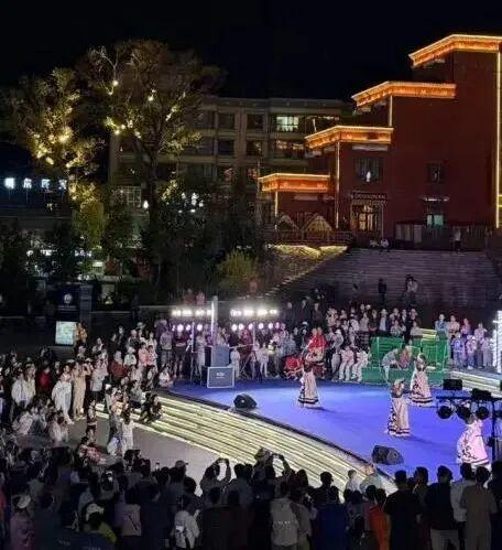 夏河县荣获“美丽中国・文旅融合高质量发展示范县”称号，文旅融合再谱新篇