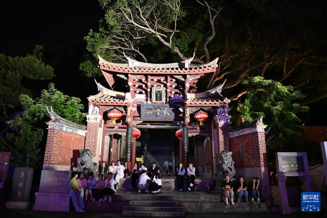 活力中国调研行丨福建泉州：夜经济点亮“滨海浪漫线”