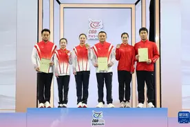 全国体操锦标赛：虞琳敏夺得女子跳马冠军图片