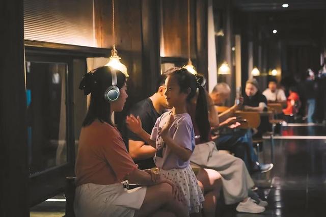 深读｜从环境背景音到文旅新主角 “耳朵经济”里听见新“声”机