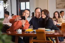 及时语丨原生家庭的“痛”，你还在抱怨吗？图片