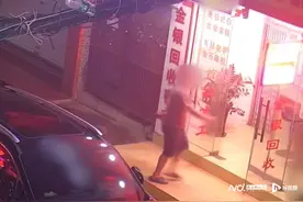 东莞一男子瞒着妻子卖掉黄金首饰，报警慌称家中遭窃，行拘！图片