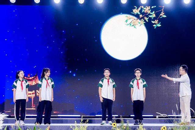 今夜，杭州皋亭山下看见“都市新桃源”，国庆假期皋亭山景区惊喜不断